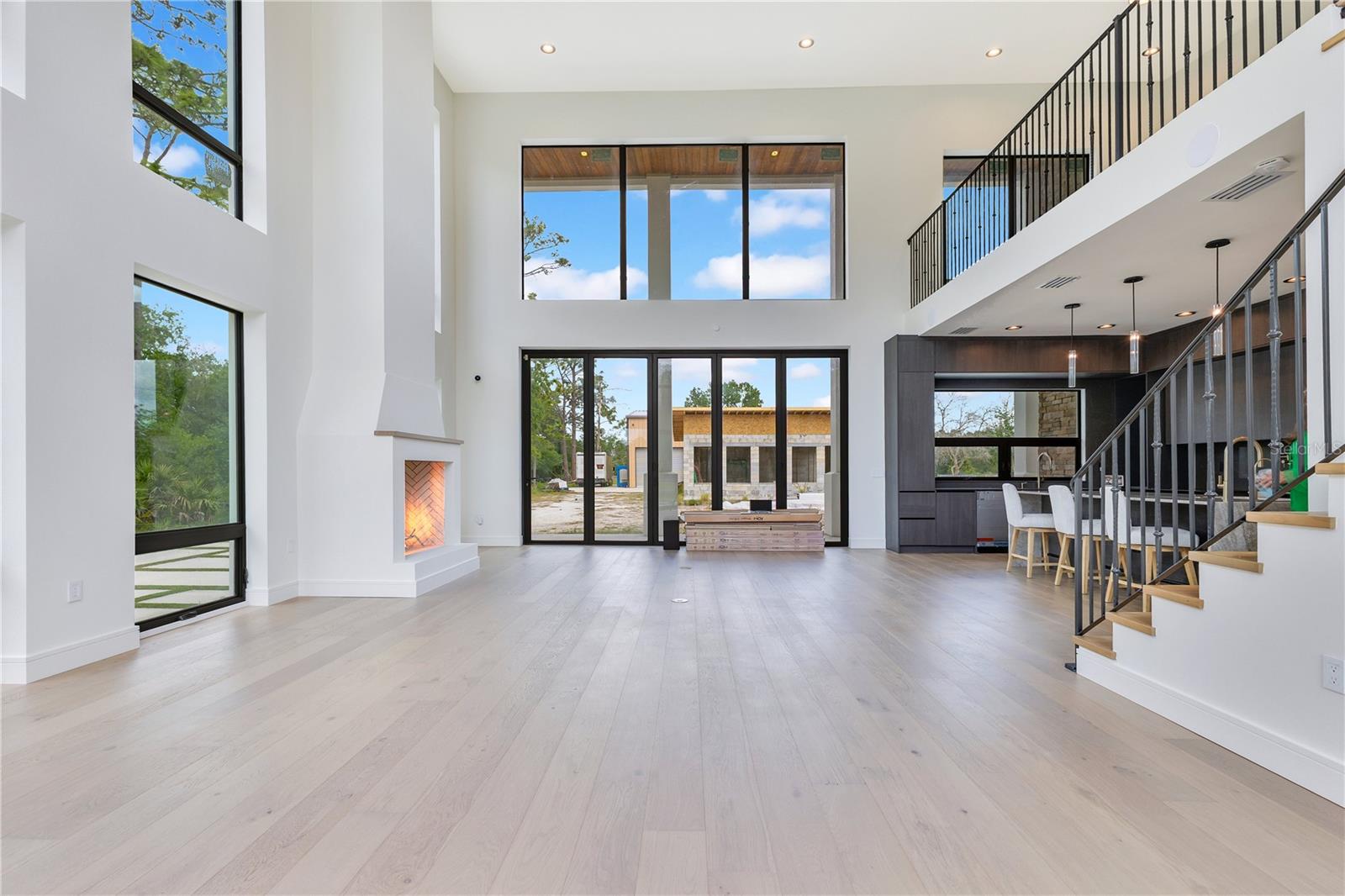 Image 8 of 39 For 19925 Quinella Street