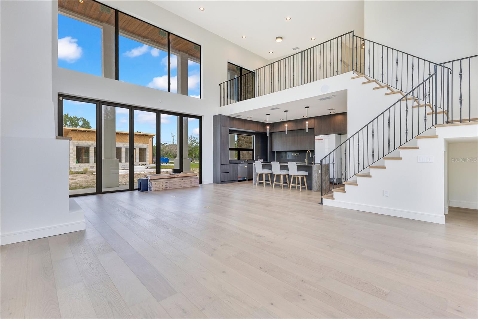 Image 9 of 39 For 19925 Quinella Street