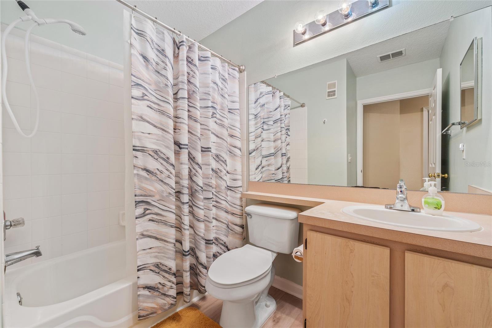 Image 20 of 21 For 4356 Kirkman Road 514