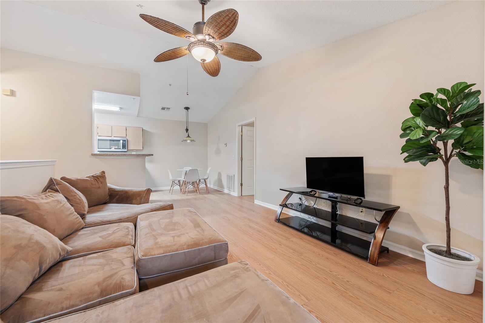 Image 8 of 21 For 4356 Kirkman Road 514