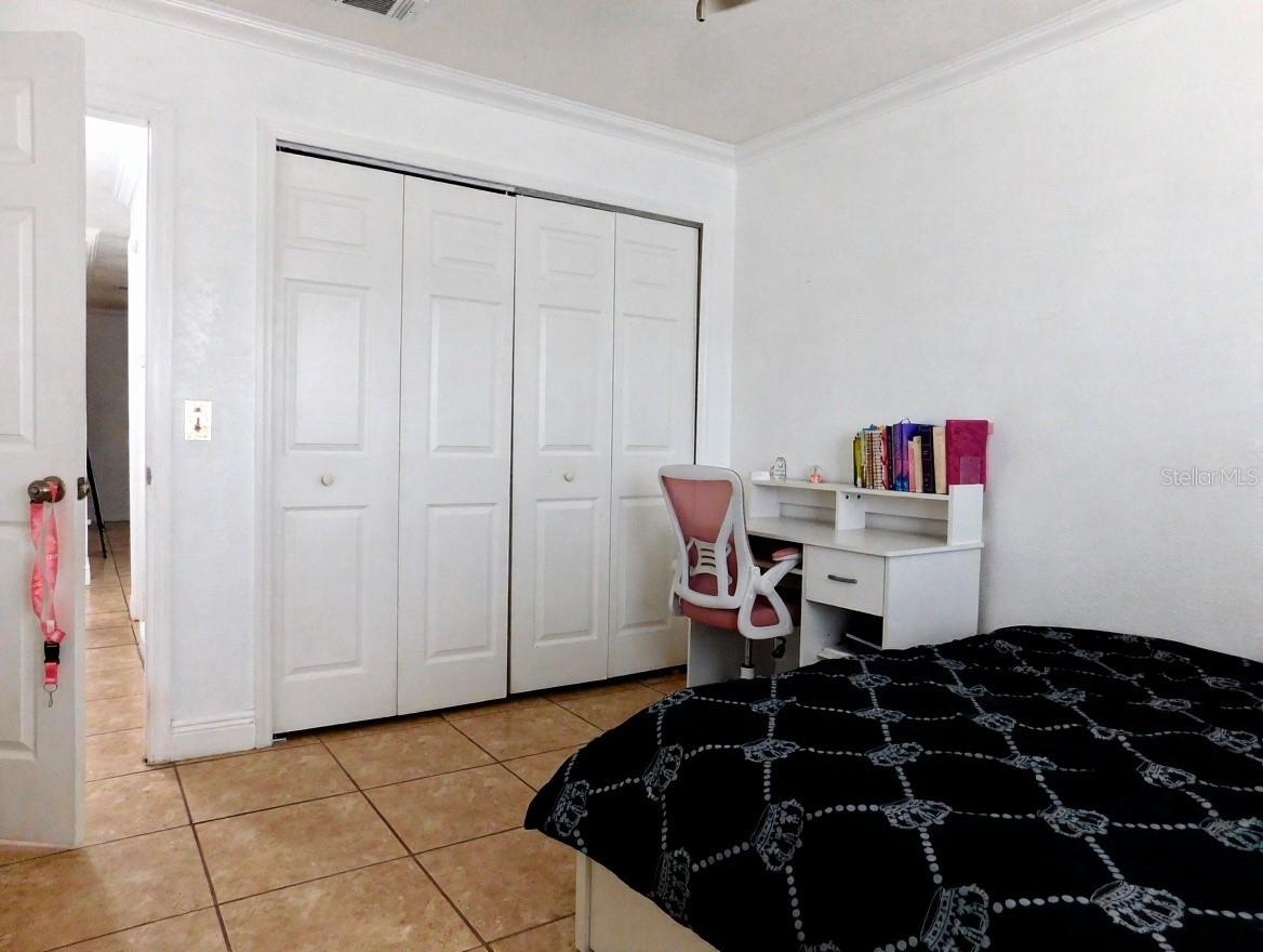 Image 11 of 15 For 4336 Hector Court 7