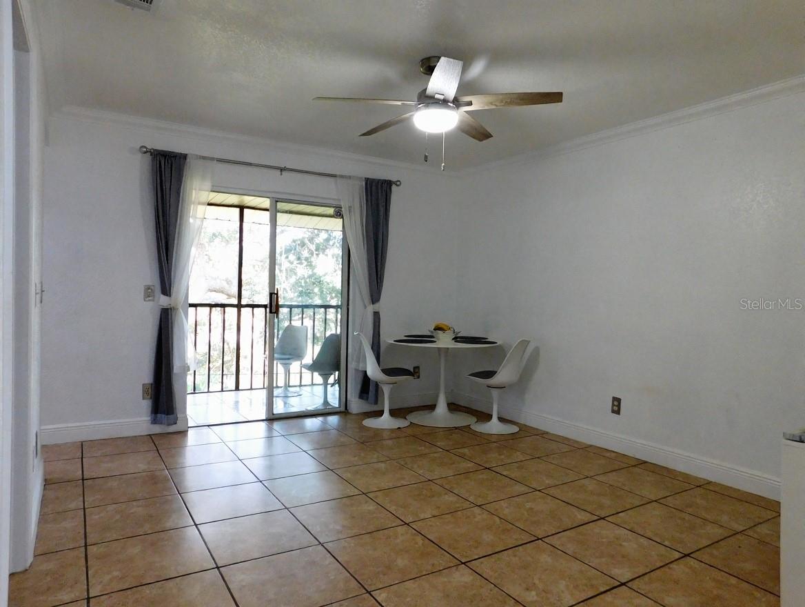 Image 4 of 15 For 4336 Hector Court 7