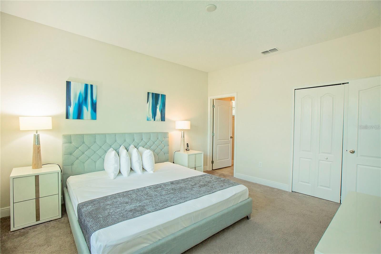 Image 25 of 62 For 181 Mitchell S Manor