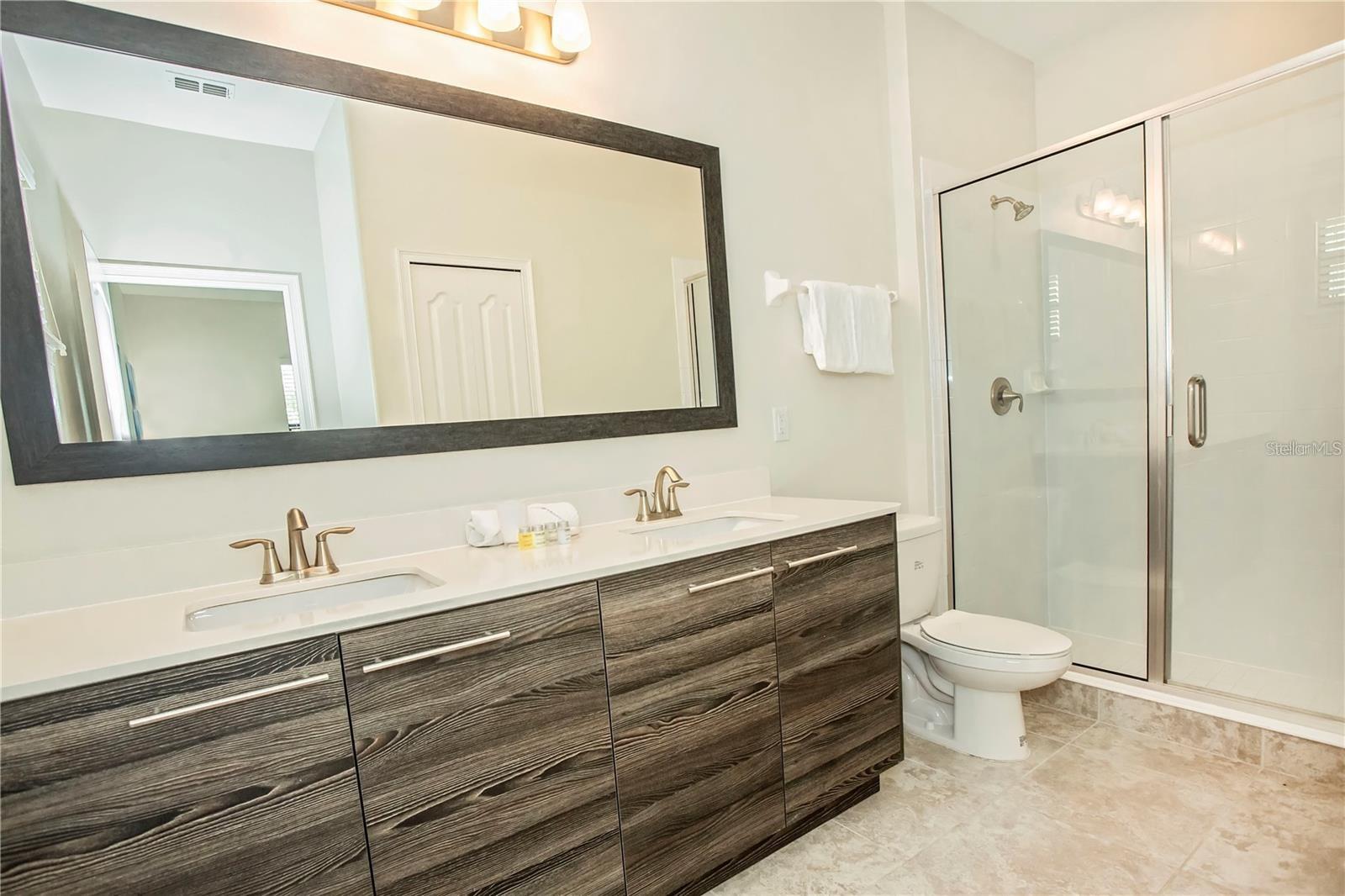 Image 41 of 62 For 181 Mitchell S Manor