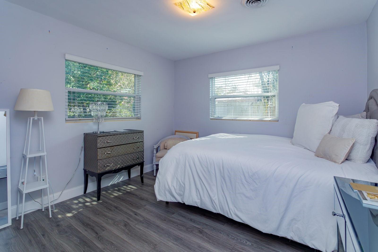 Image 20 of 25 For 1105 Strathmore Drive