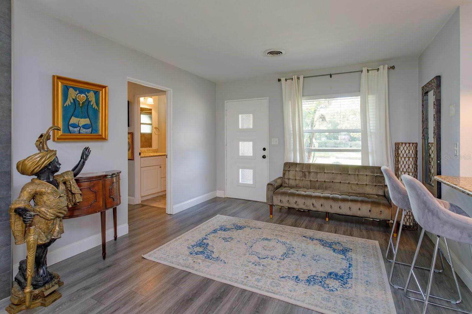 Image 9 of 25 For 1105 Strathmore Drive