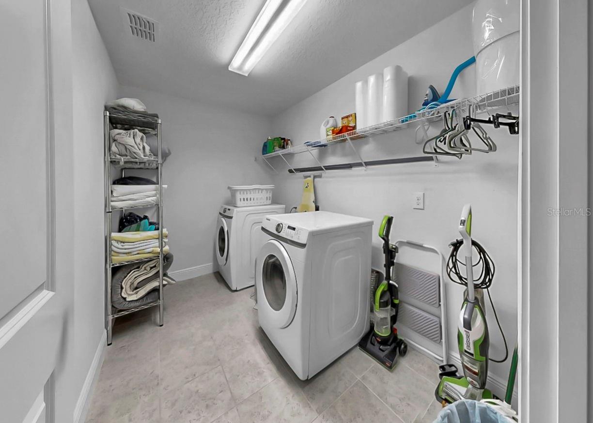 Image 13 of 72 For 10212 Newel Valley Loop