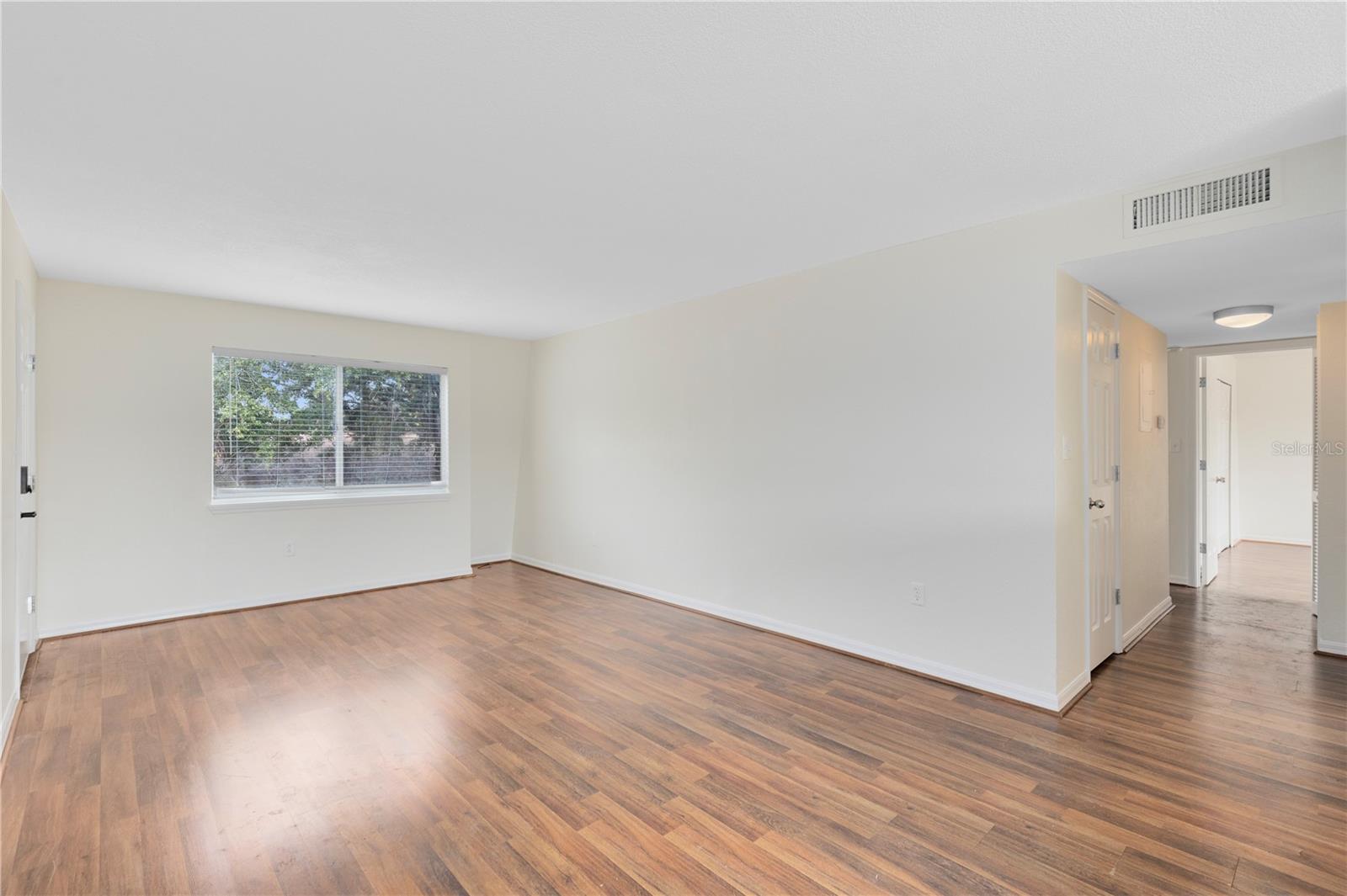 Image 14 of 21 For 1938 Conway Road 5