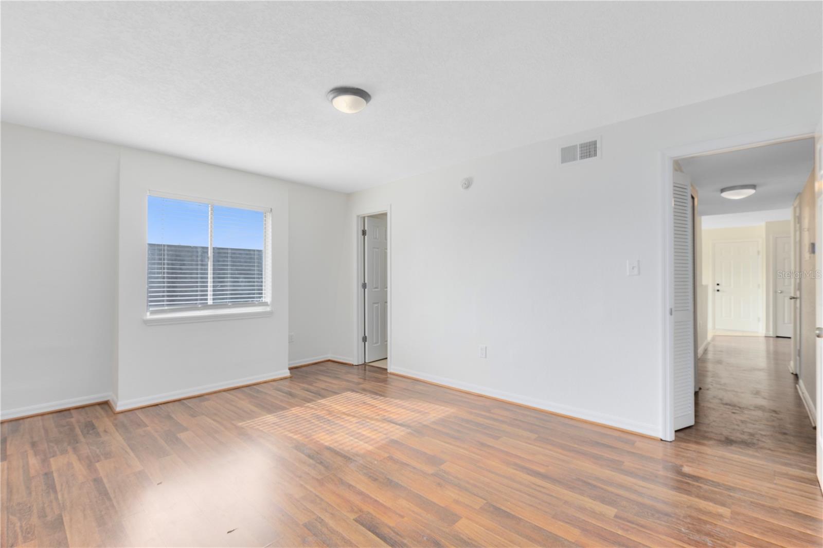 Image 8 of 21 For 1938 Conway Road 5