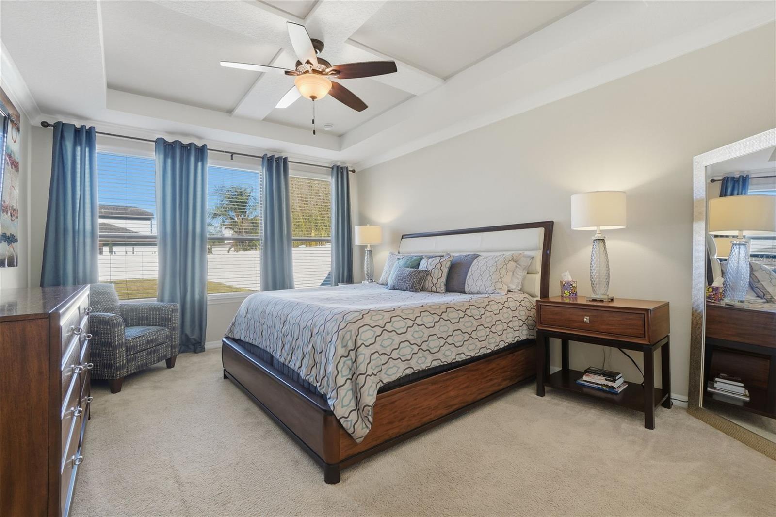 Image 17 of 48 For 1154 Fountain Coin Loop