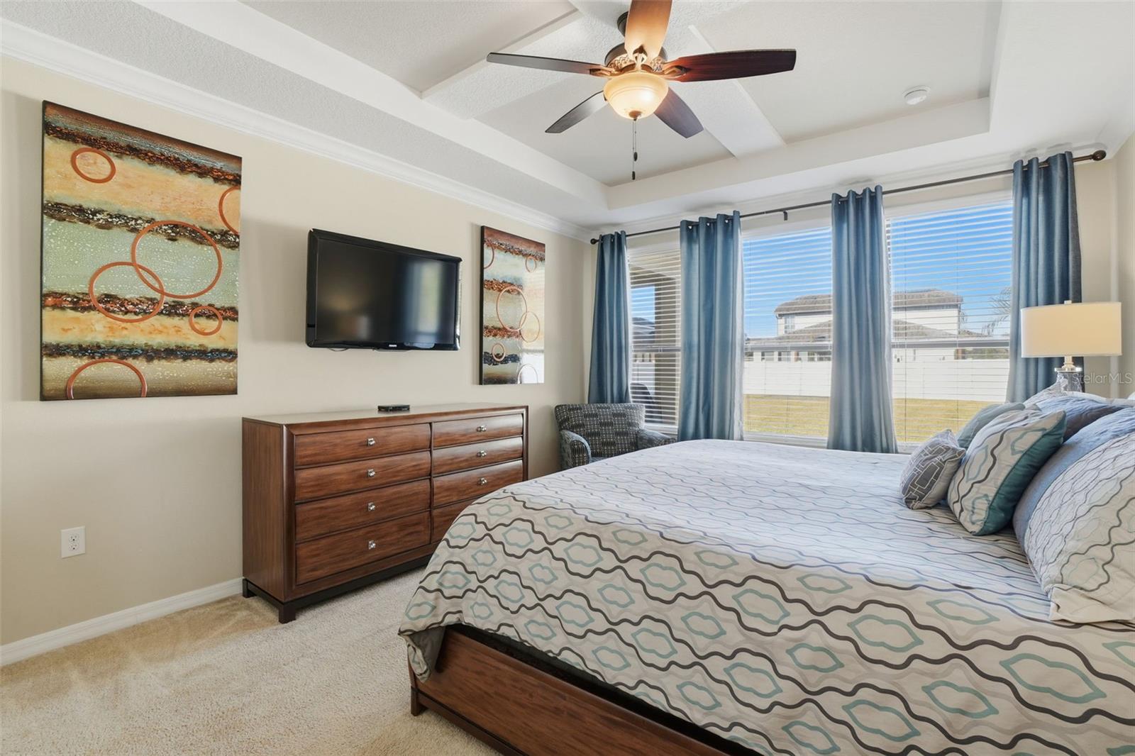 Image 19 of 48 For 1154 Fountain Coin Loop