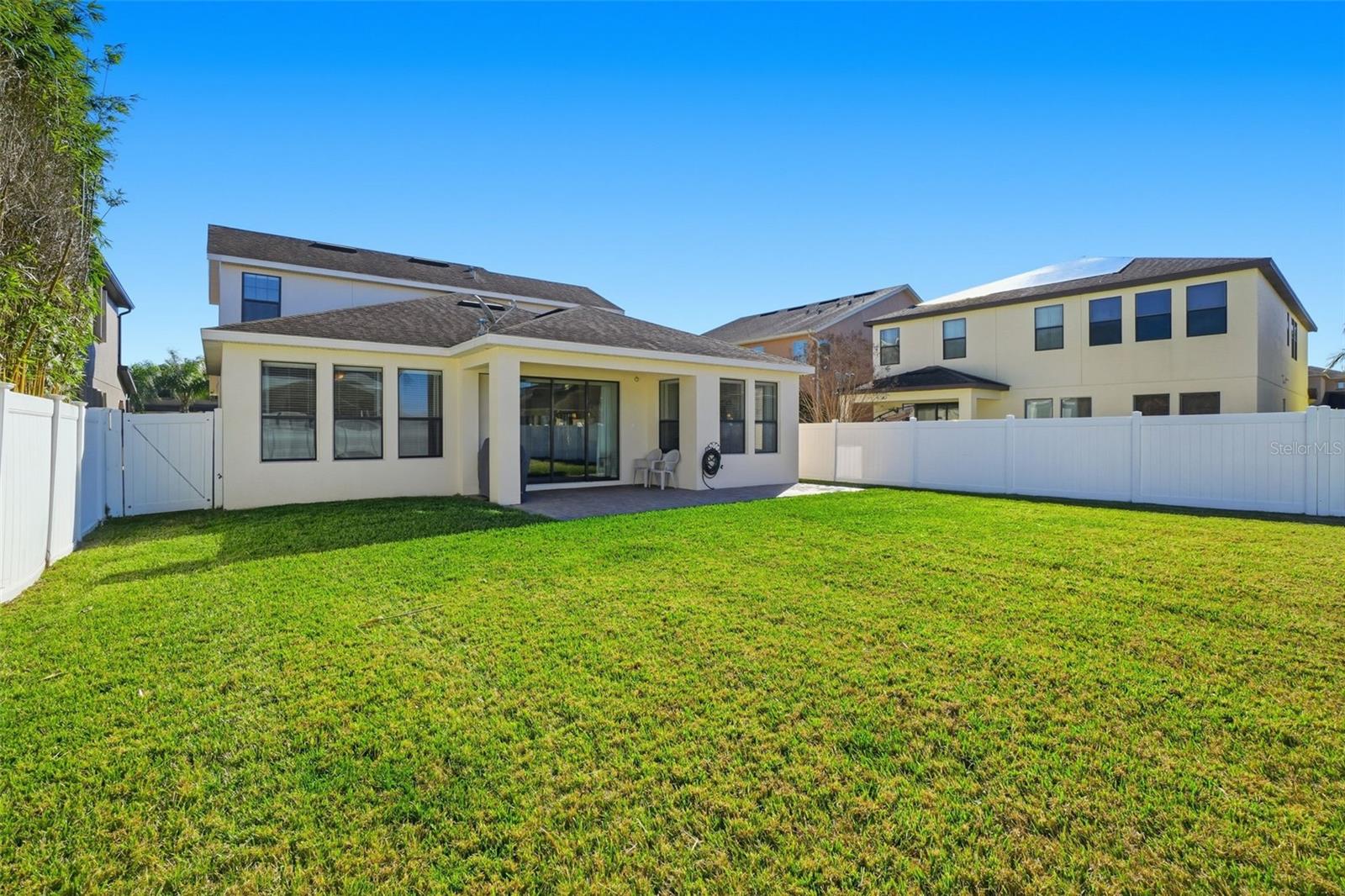 Image 36 of 48 For 1154 Fountain Coin Loop