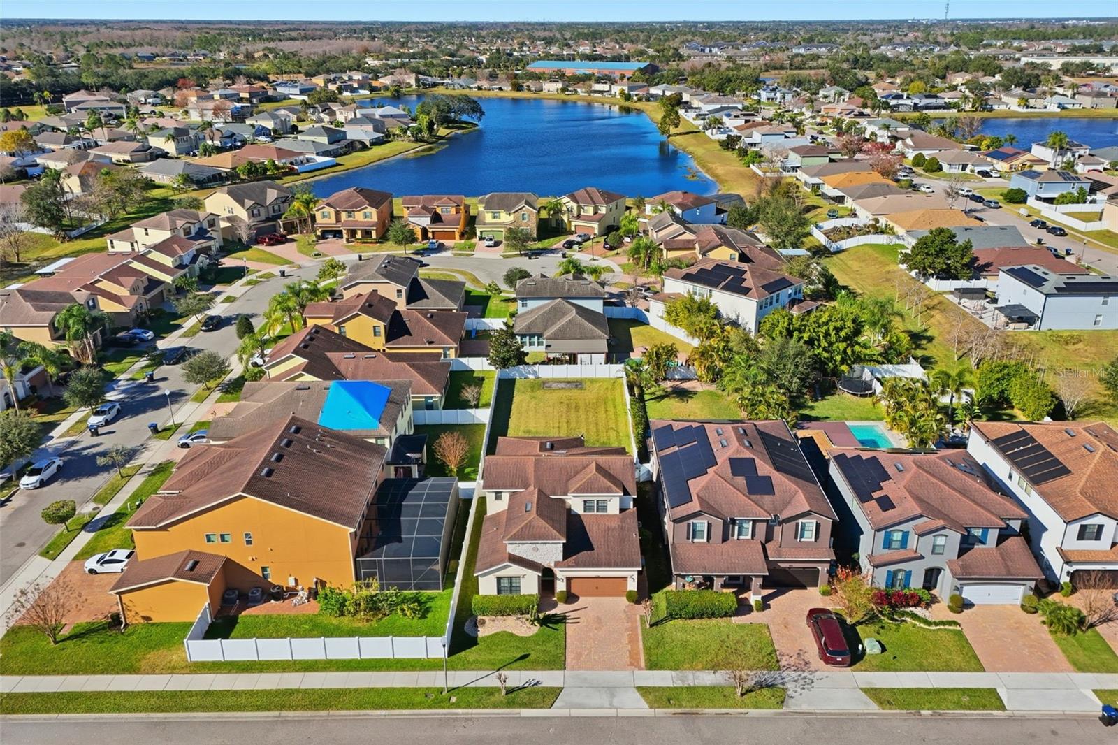 Image 43 of 48 For 1154 Fountain Coin Loop