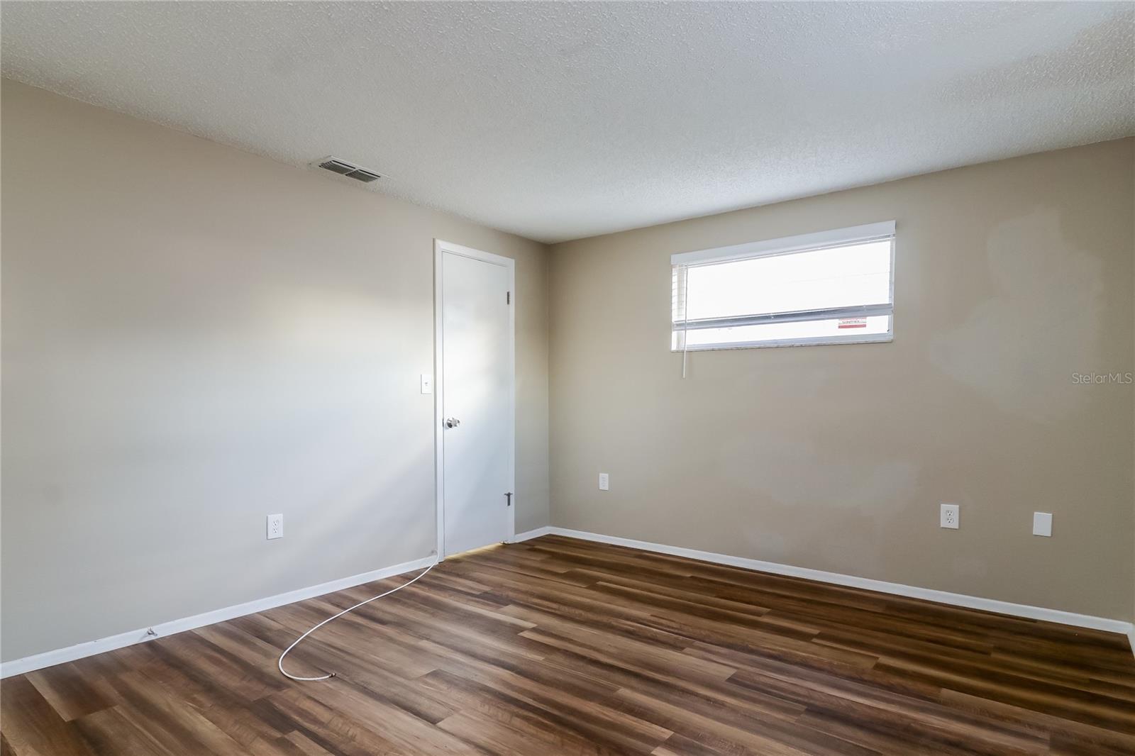 Image 11 of 16 For 8653 Sabal Way