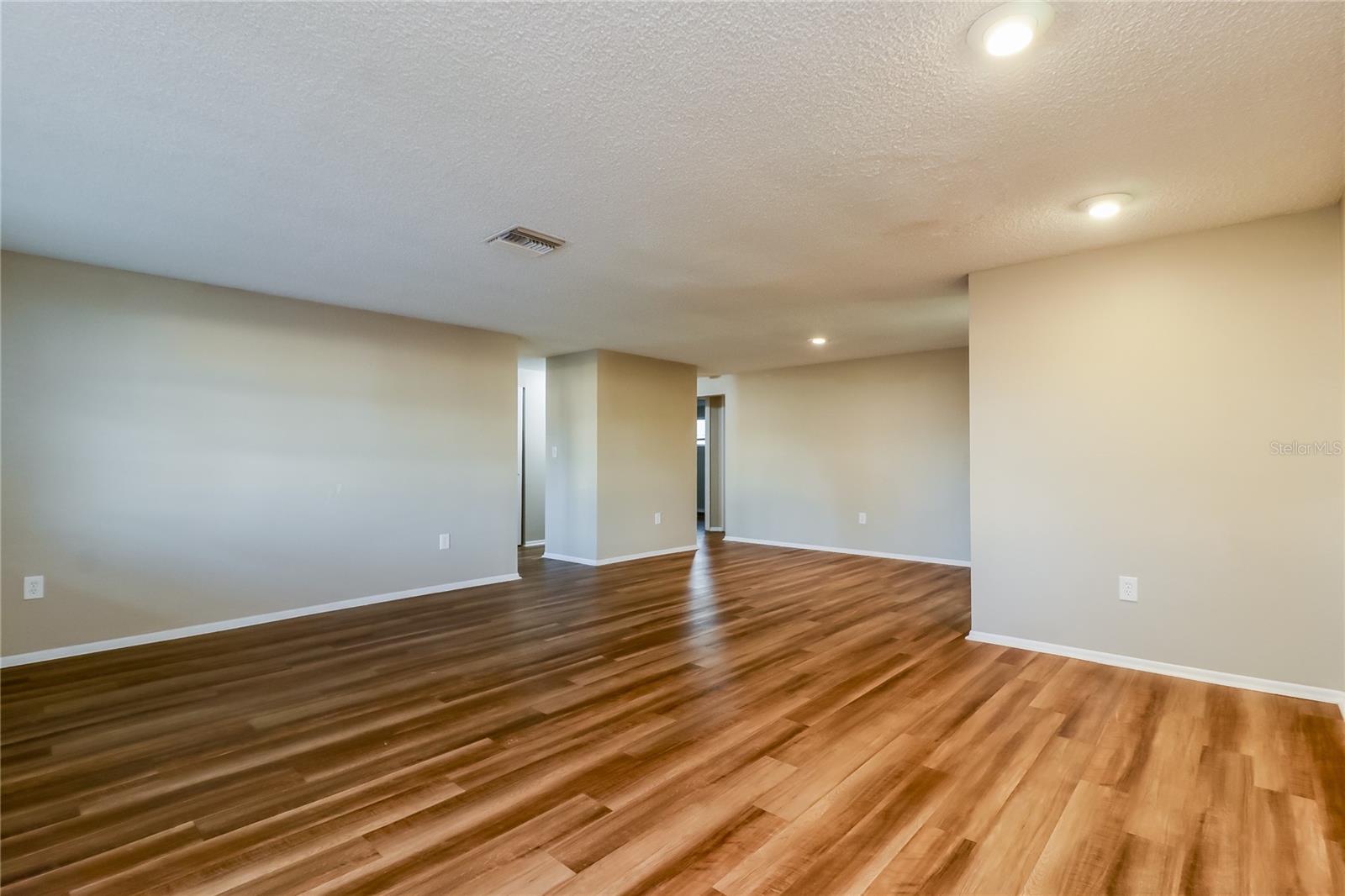 Image 3 of 16 For 8653 Sabal Way