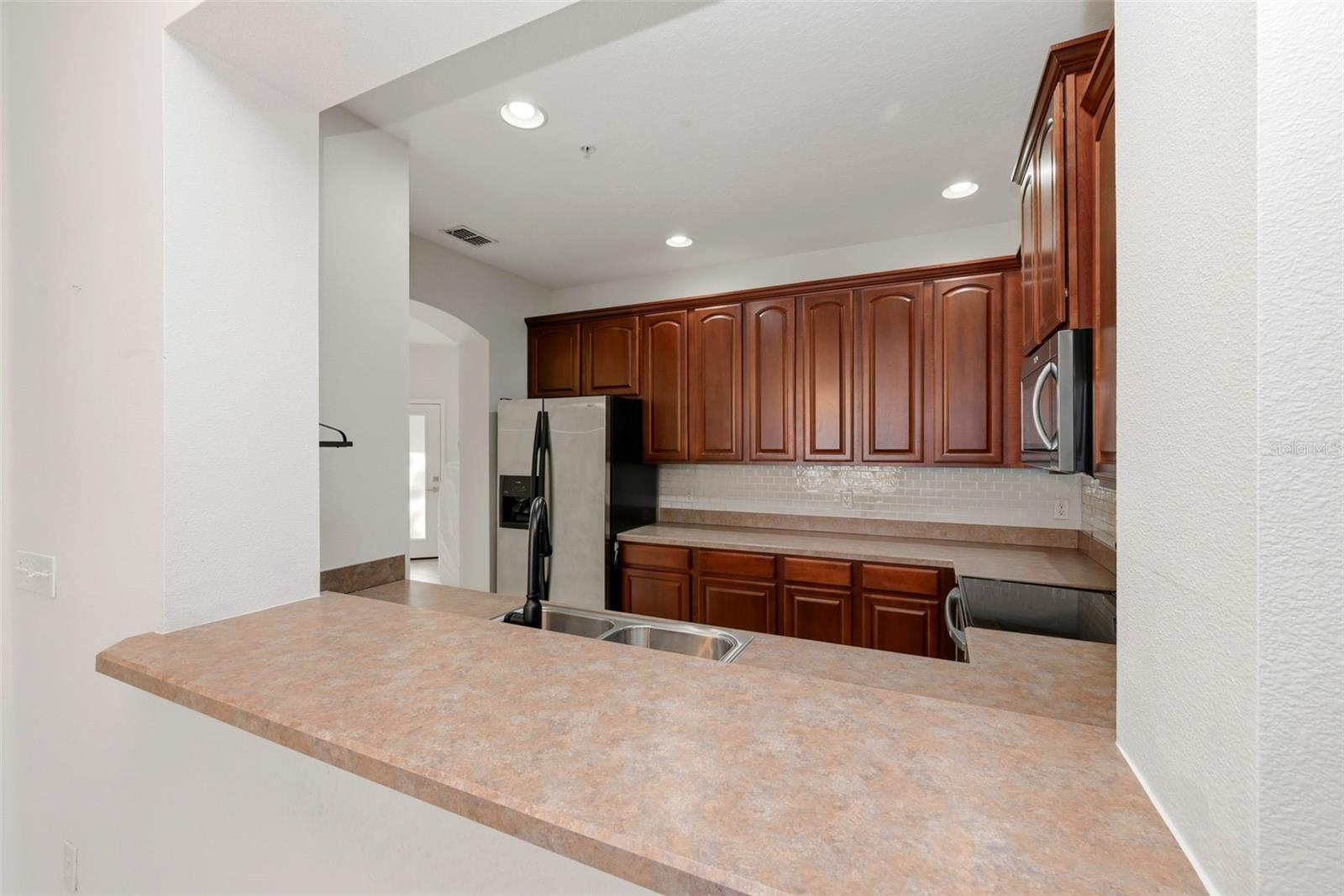 Image 11 of 46 For 970 Davenwood Court