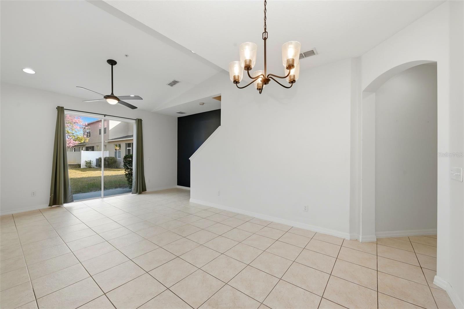 Image 12 of 46 For 970 Davenwood Court