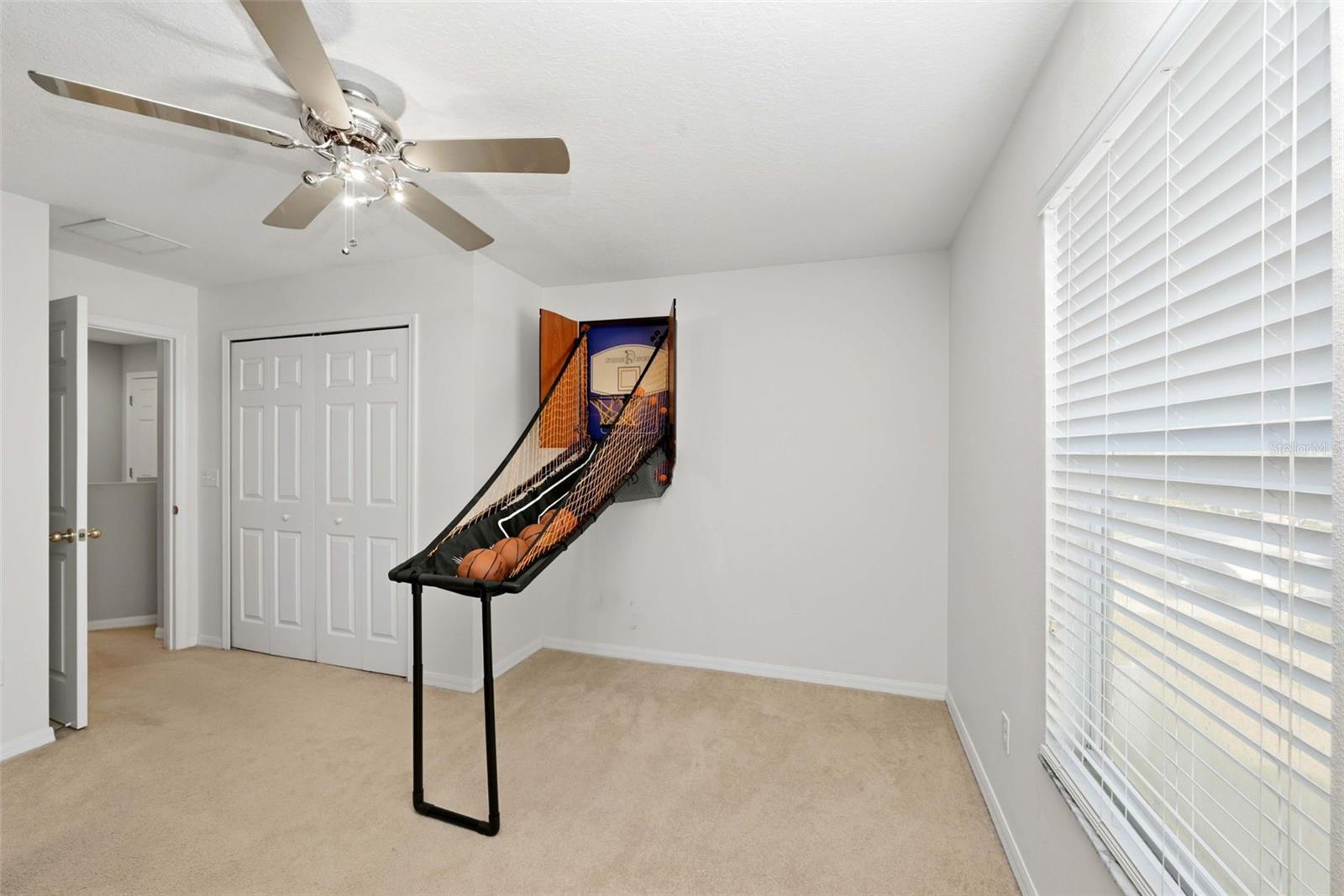 Image 17 of 46 For 970 Davenwood Court