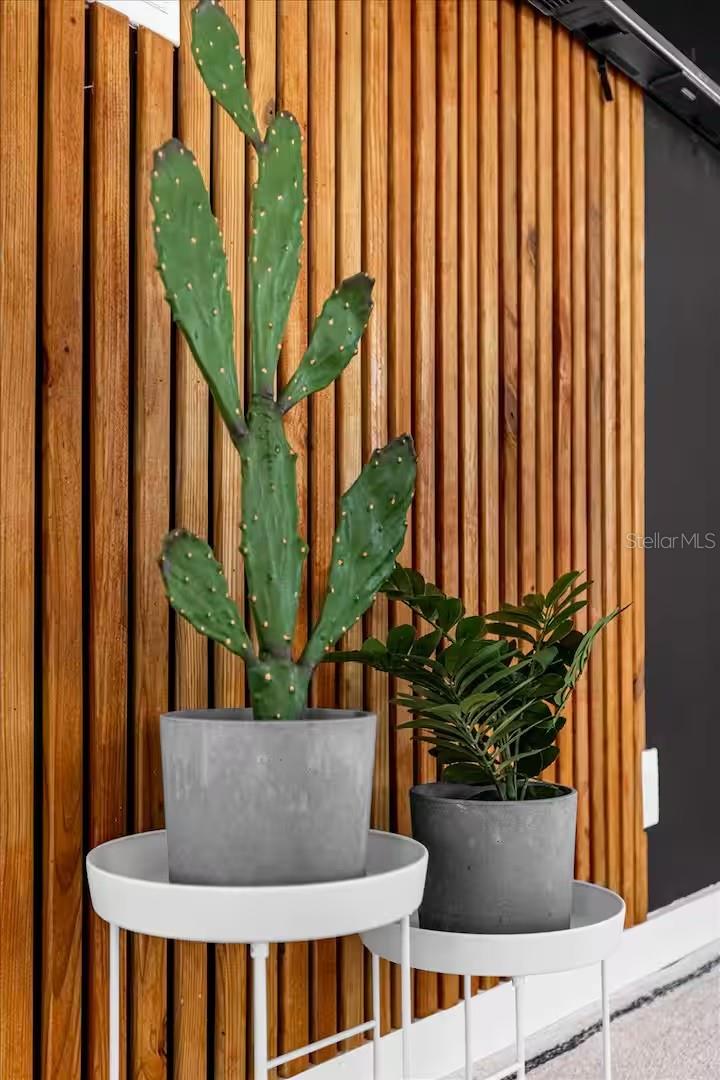 Image 21 of 32 For 1916 Garvin Street