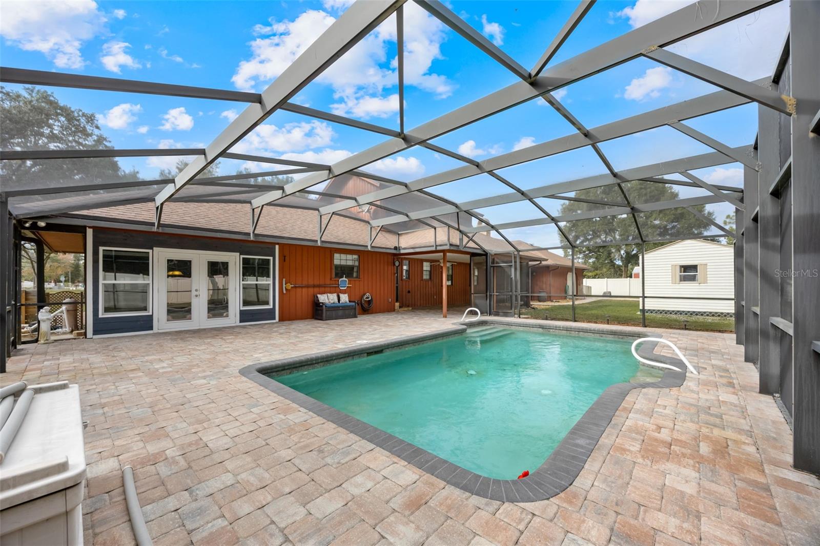 Image 2 of 38 For 4605 Lee Street