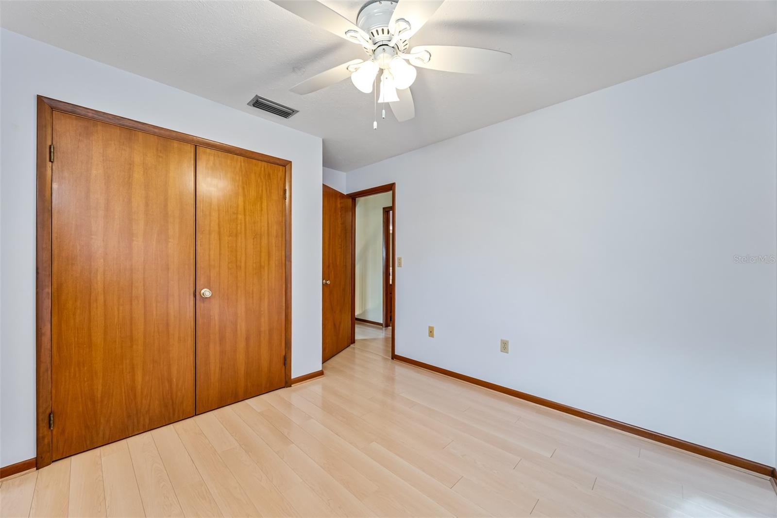 Image 28 of 38 For 4605 Lee Street