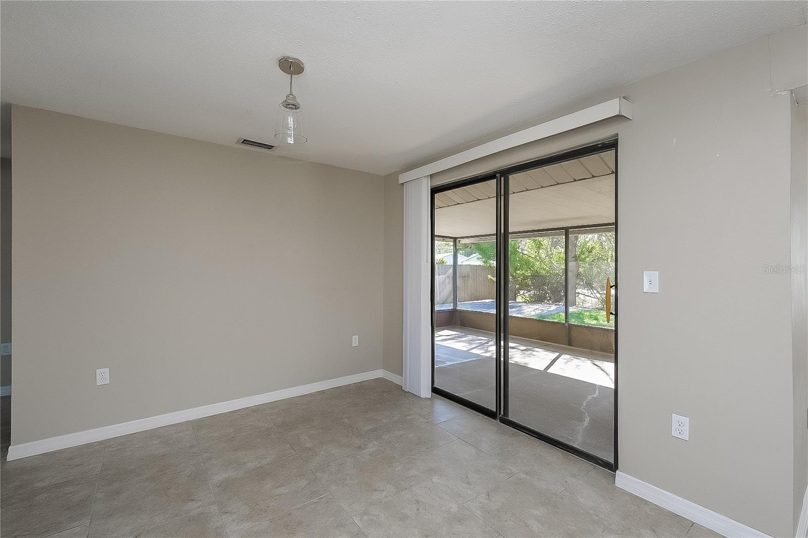 Image 5 of 17 For 7538 Mako Drive