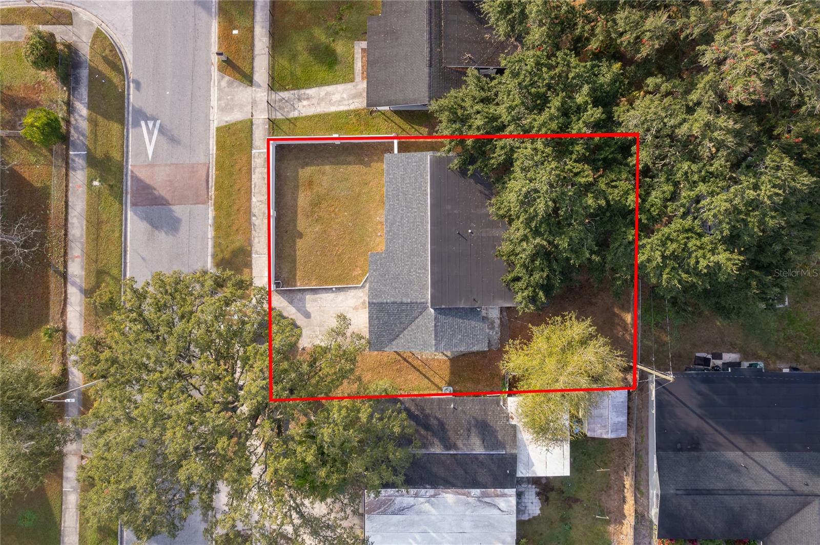 Image 25 of 26 For 356 Fanfair Avenue