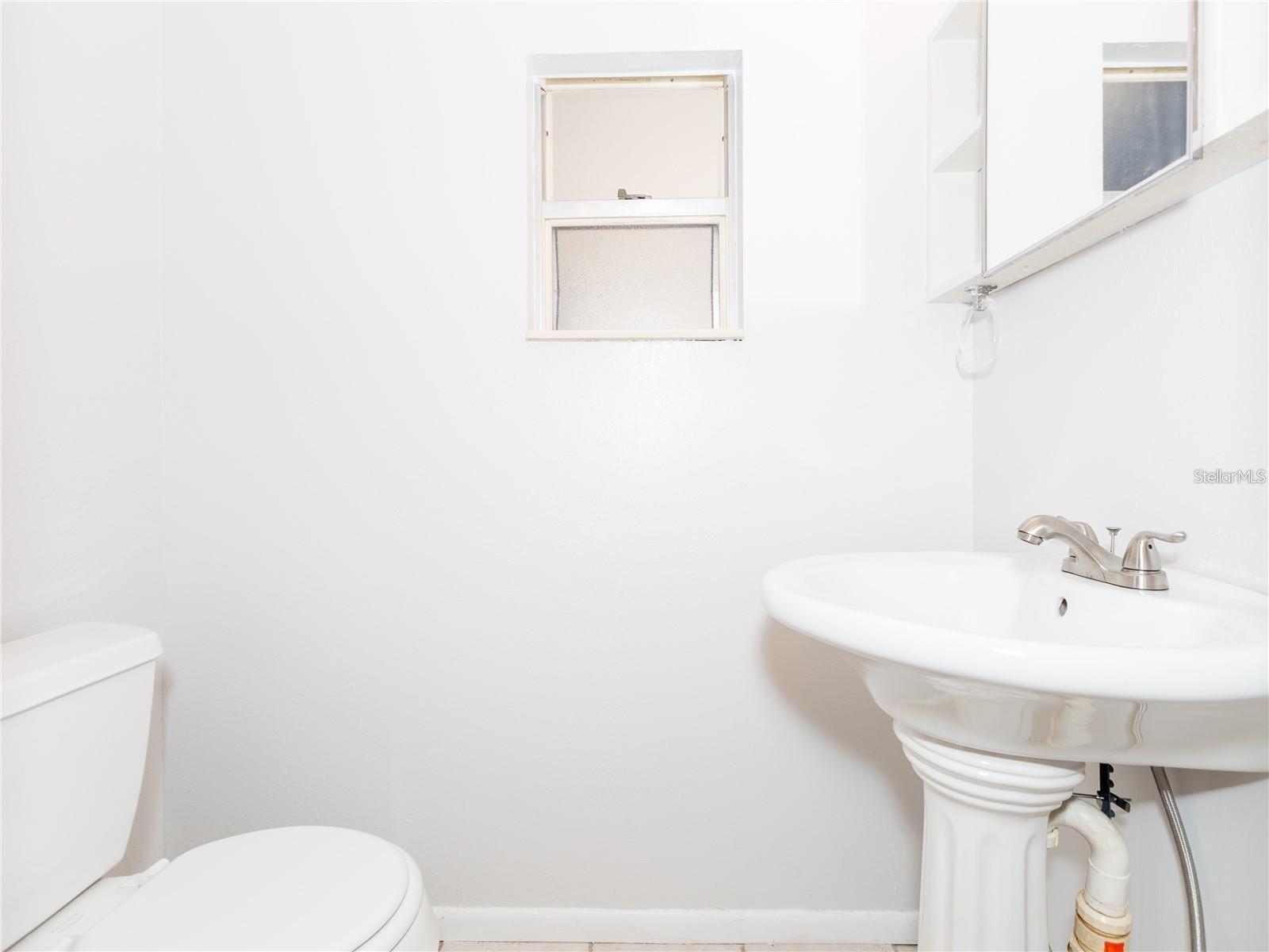 Image 15 of 19 For 224 Lawsona Boulevard