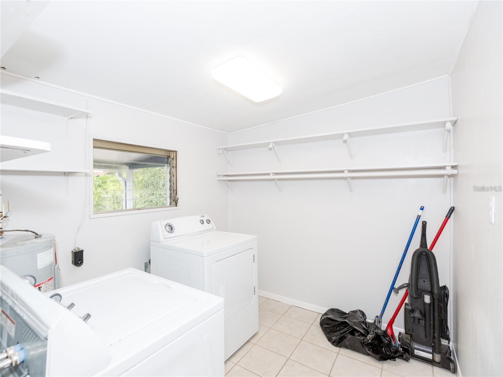 Image 17 of 19 For 224 Lawsona Boulevard