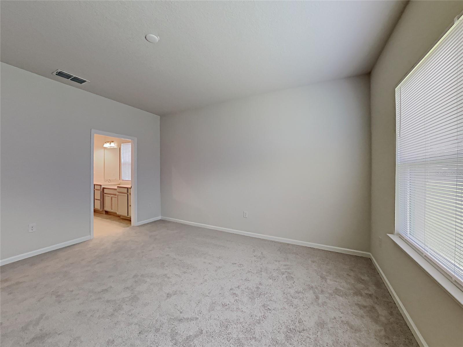 Image 14 of 17 For 221 Siesta Vista Court