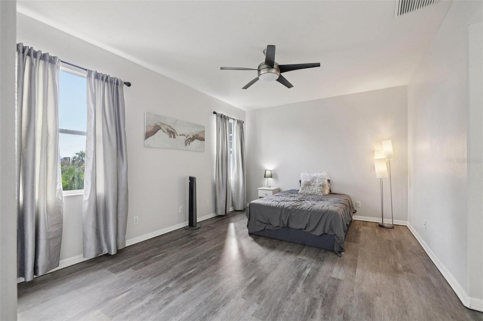 Image 25 of 44 For 5229 Clover Mist Drive