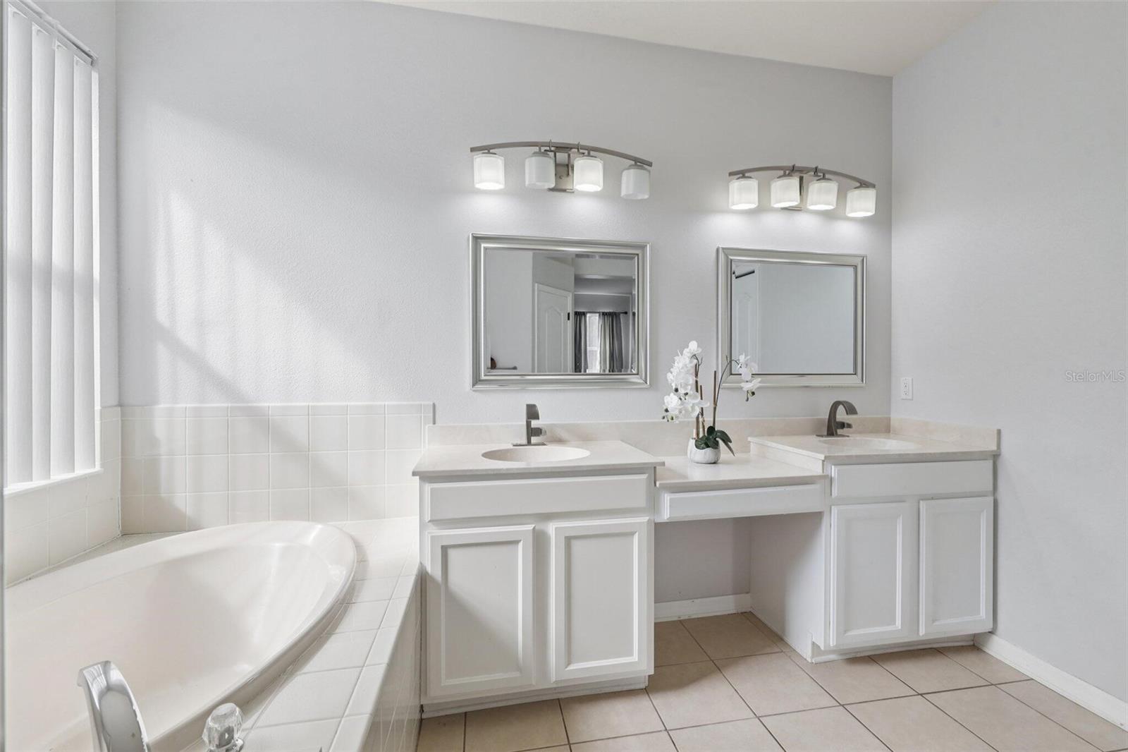 Image 29 of 44 For 5229 Clover Mist Drive