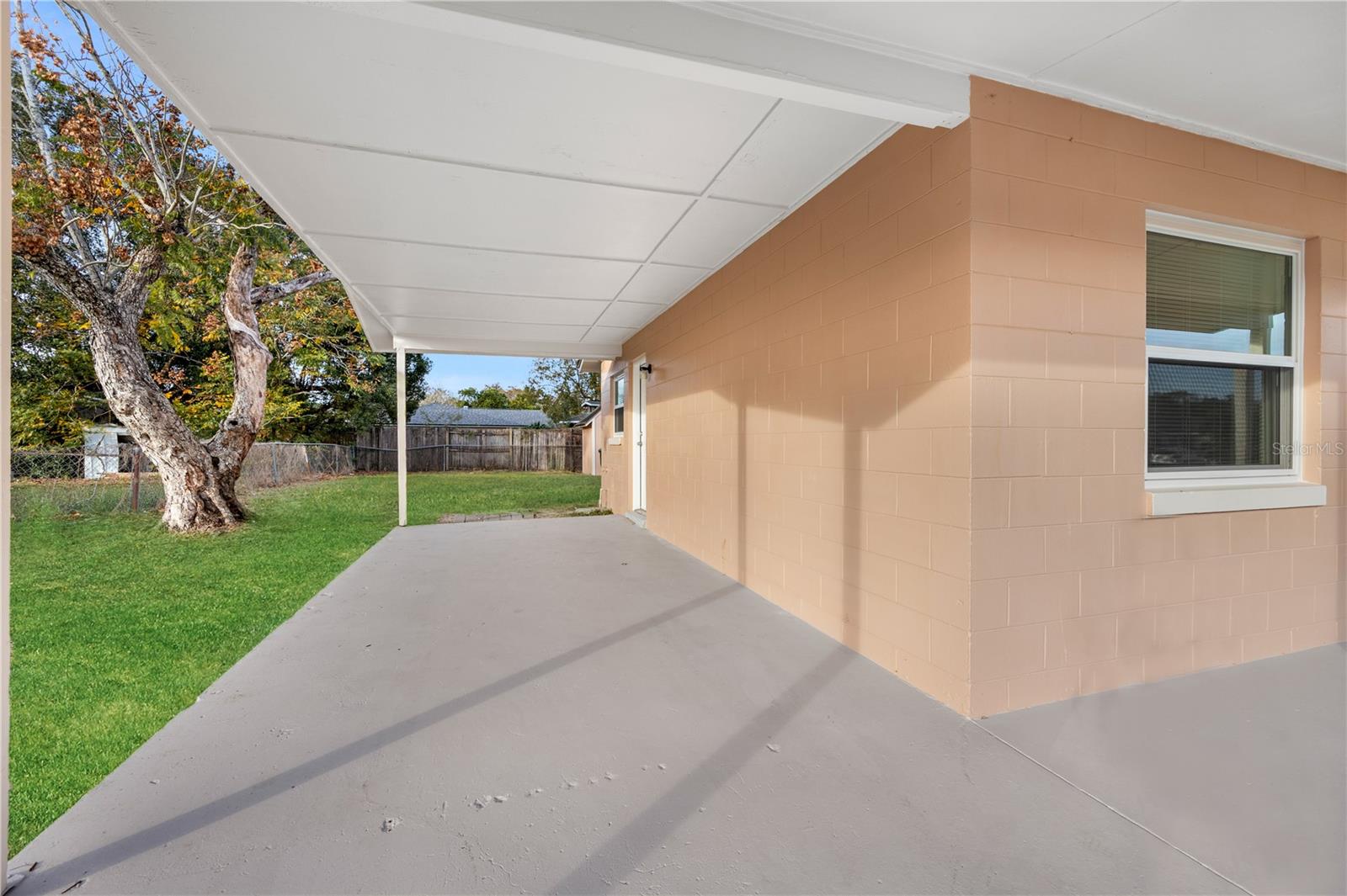 Image 23 of 27 For 8013 Rhea Circle