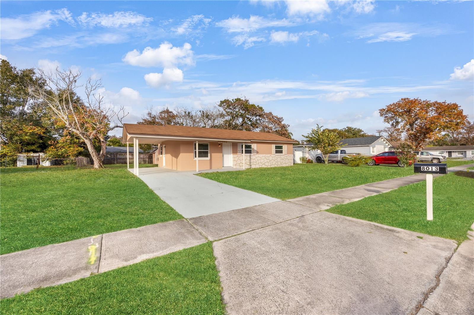 Image 4 of 27 For 8013 Rhea Circle