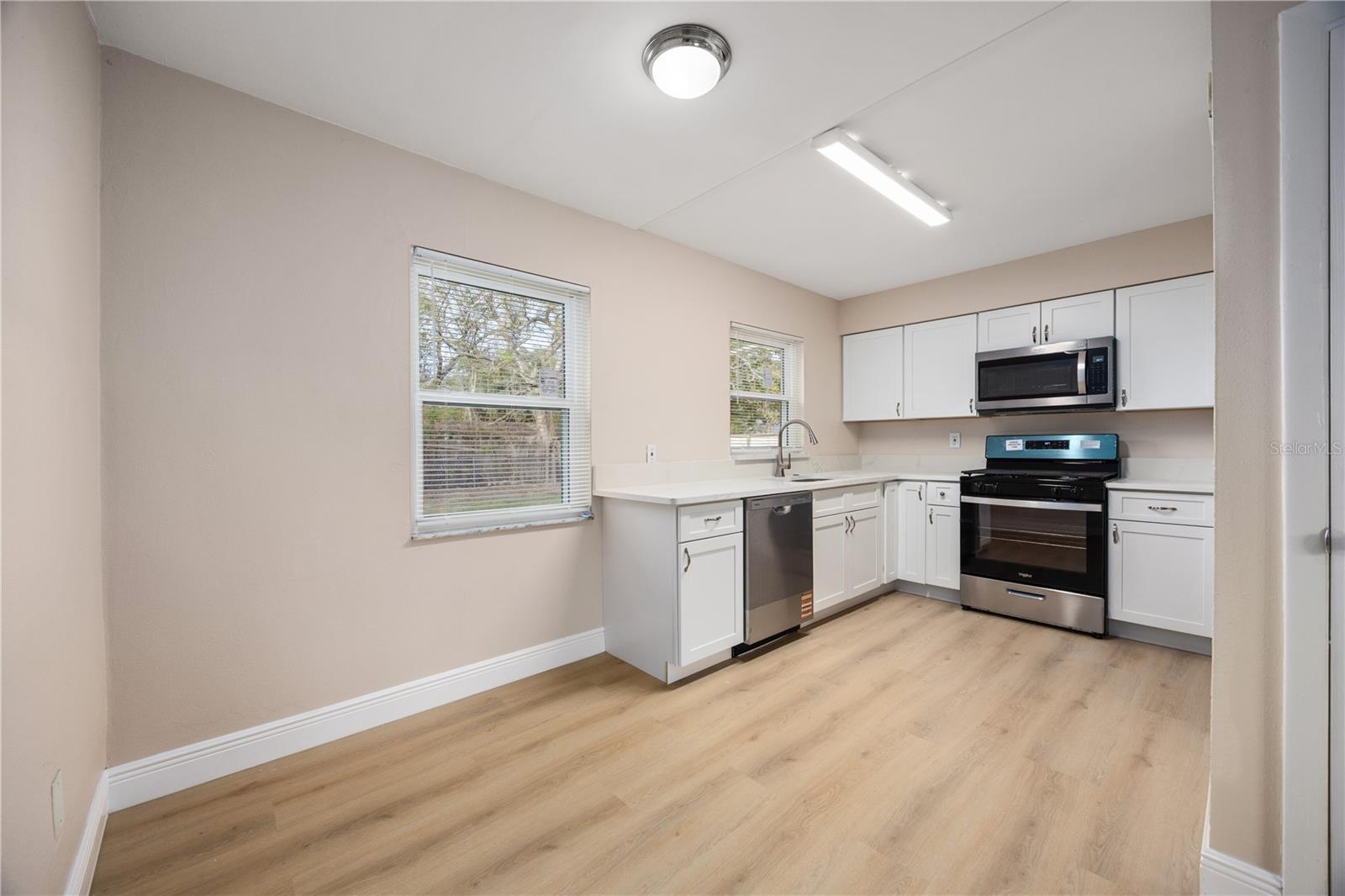 Image 9 of 27 For 8013 Rhea Circle