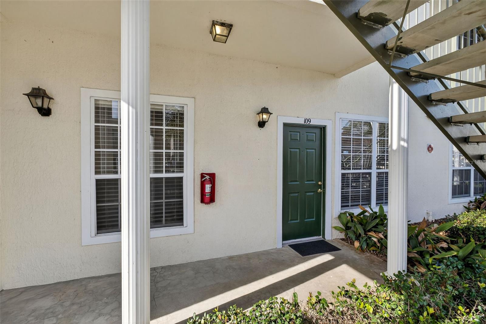 Image 2 of 20 For 141 Reserve Circle 109