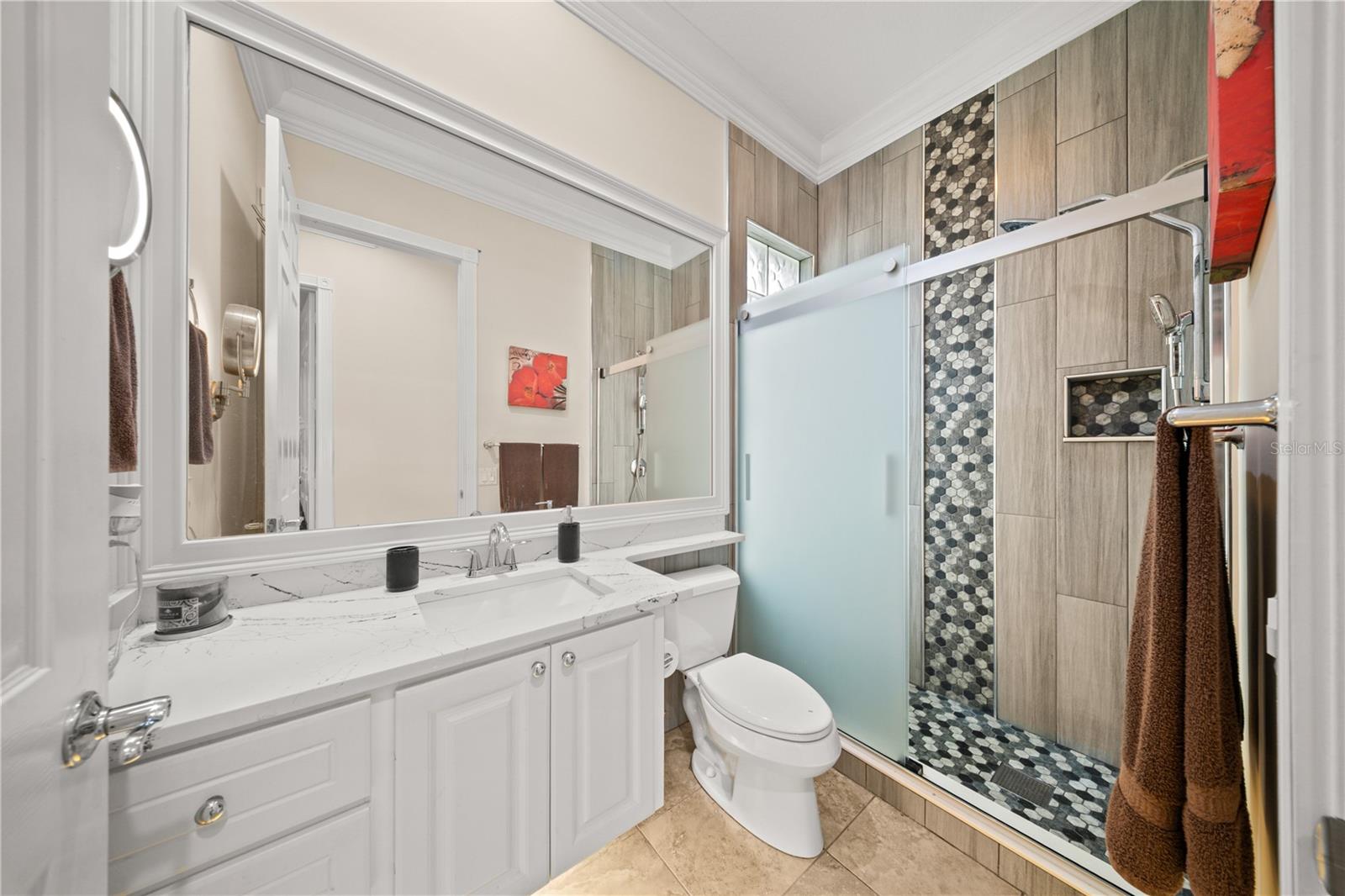 Image 27 of 57 For 11384 Northland Drive