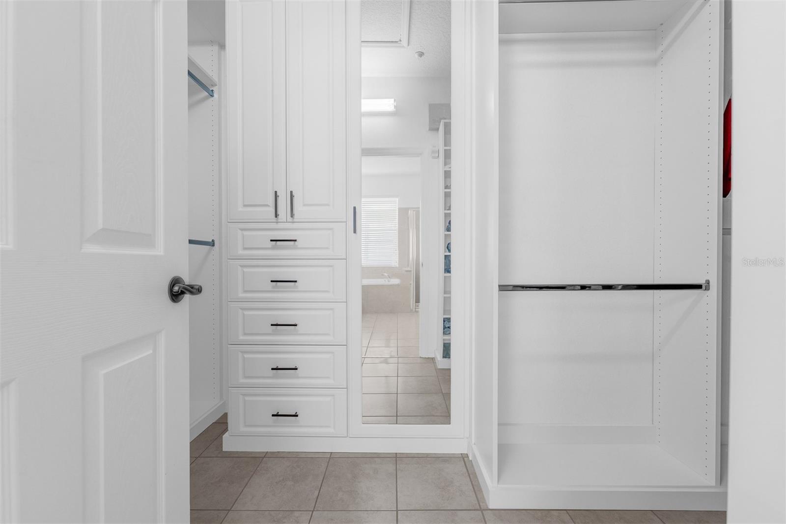 Image 23 of 40 For 9948 Cypress Vine Drive