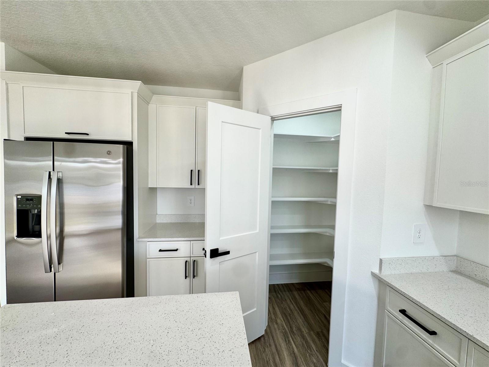 Image 12 of 47 For 1891 Van Allen Circle