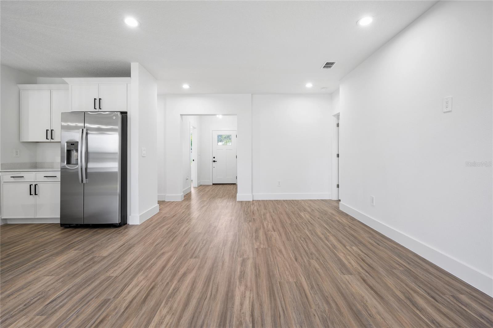 Image 14 of 47 For 1891 Van Allen Circle