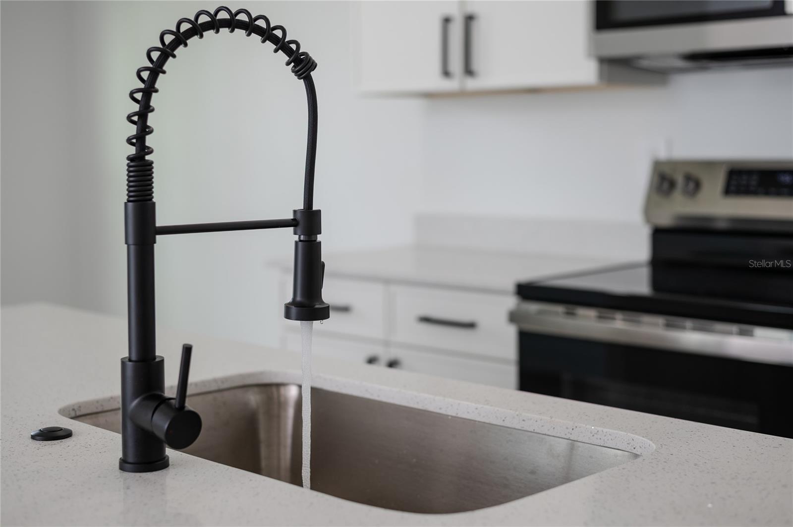 Image 5 of 47 For 1891 Van Allen Circle