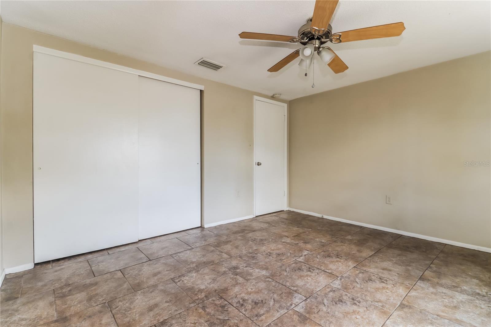 Image 10 of 16 For 9636 Mark Twain Lane