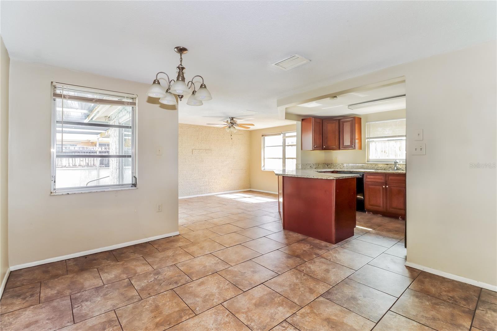 Image 5 of 16 For 9636 Mark Twain Lane