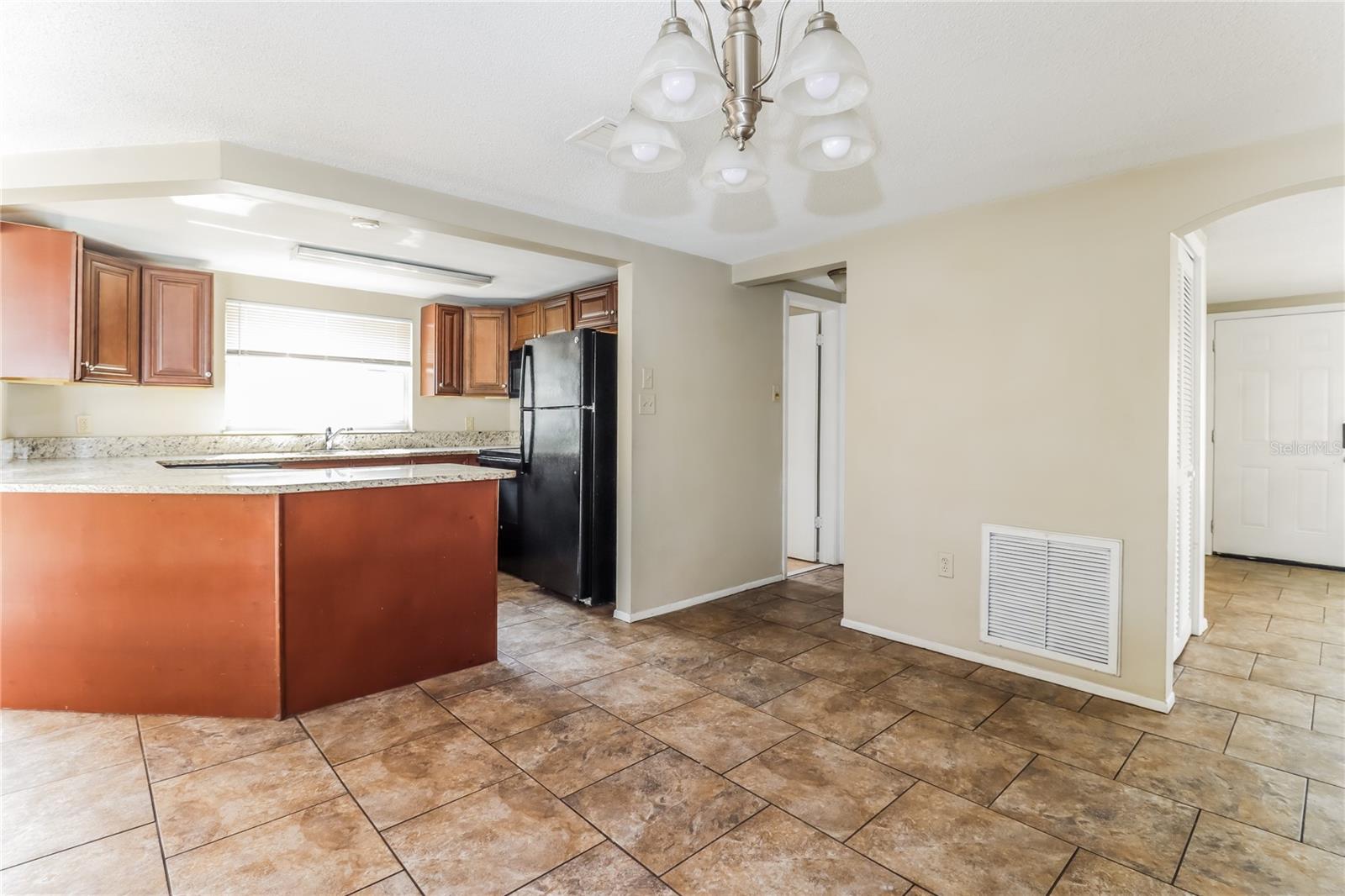 Image 6 of 16 For 9636 Mark Twain Lane