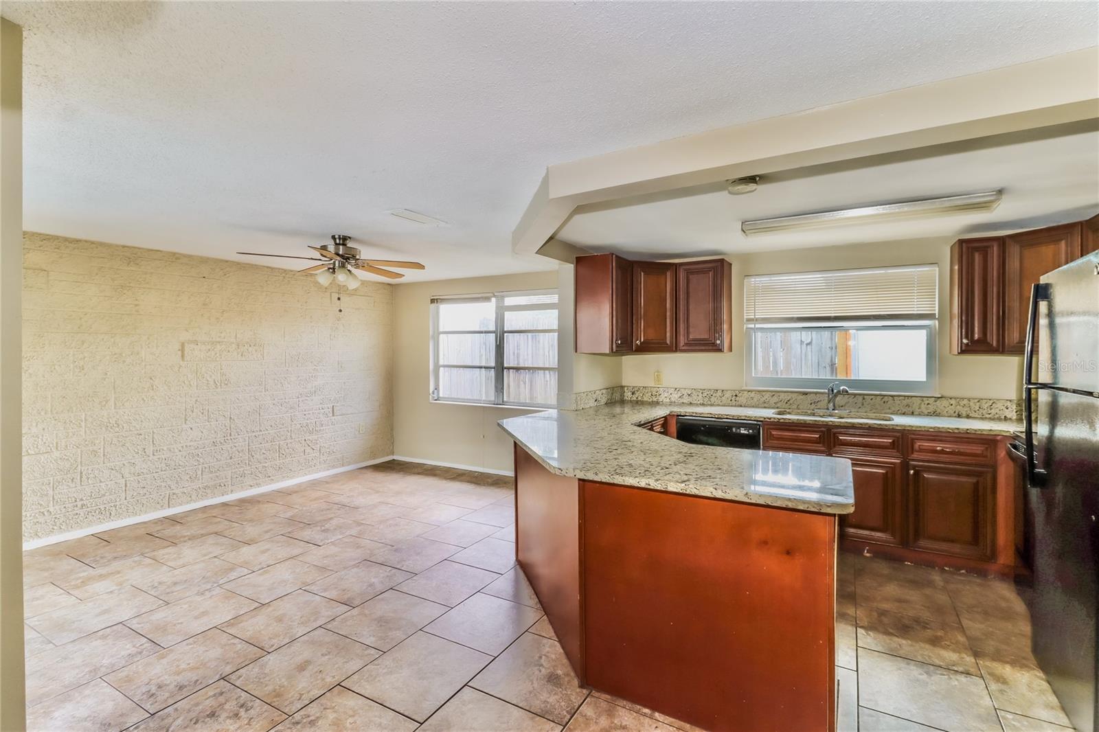 Image 9 of 16 For 9636 Mark Twain Lane