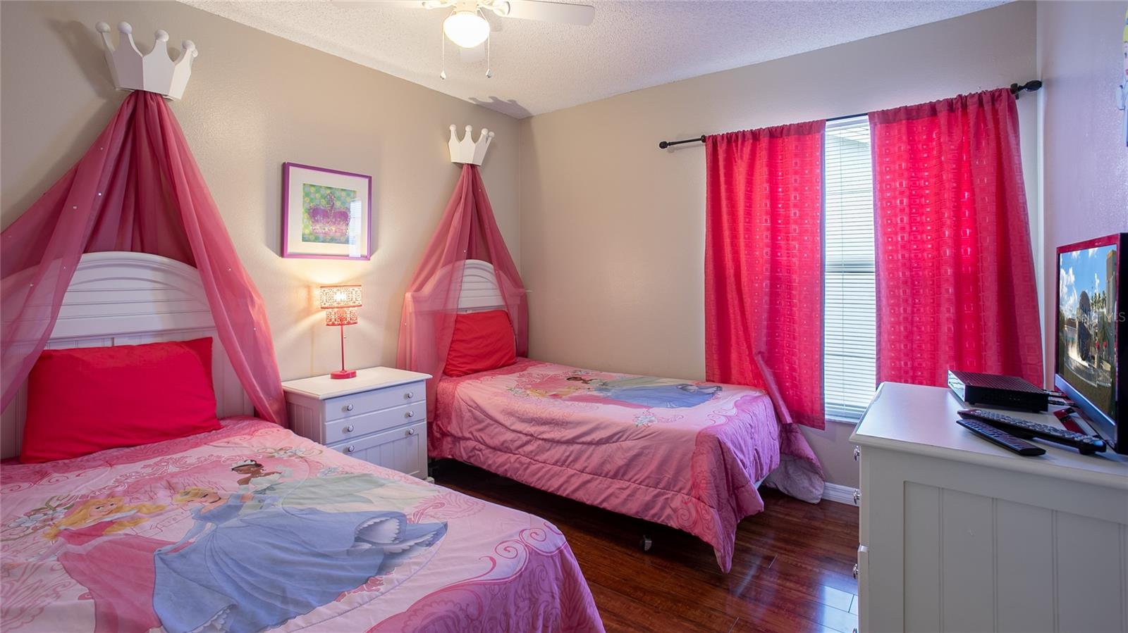 Image 11 of 25 For 7802 Laurel Oak Lane