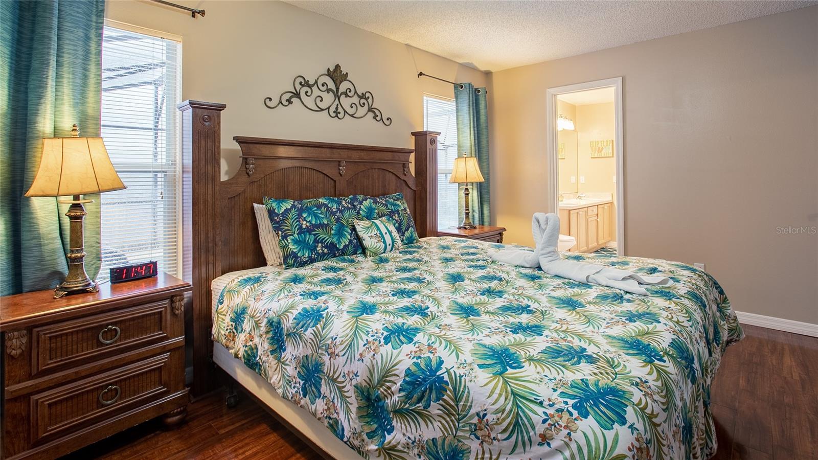 Image 16 of 25 For 7802 Laurel Oak Lane