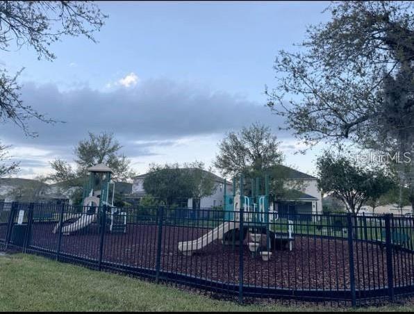 Image 26 of 27 For 3877 Mt Vernon Way