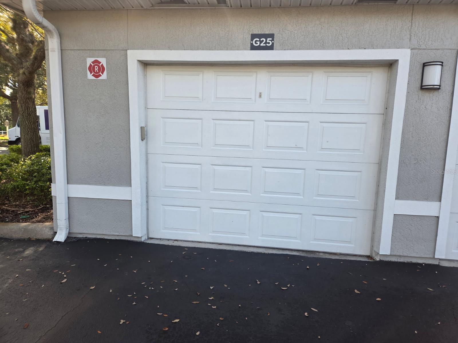 Image 3 of 9 For 11901 Sandy Knoll Court 822