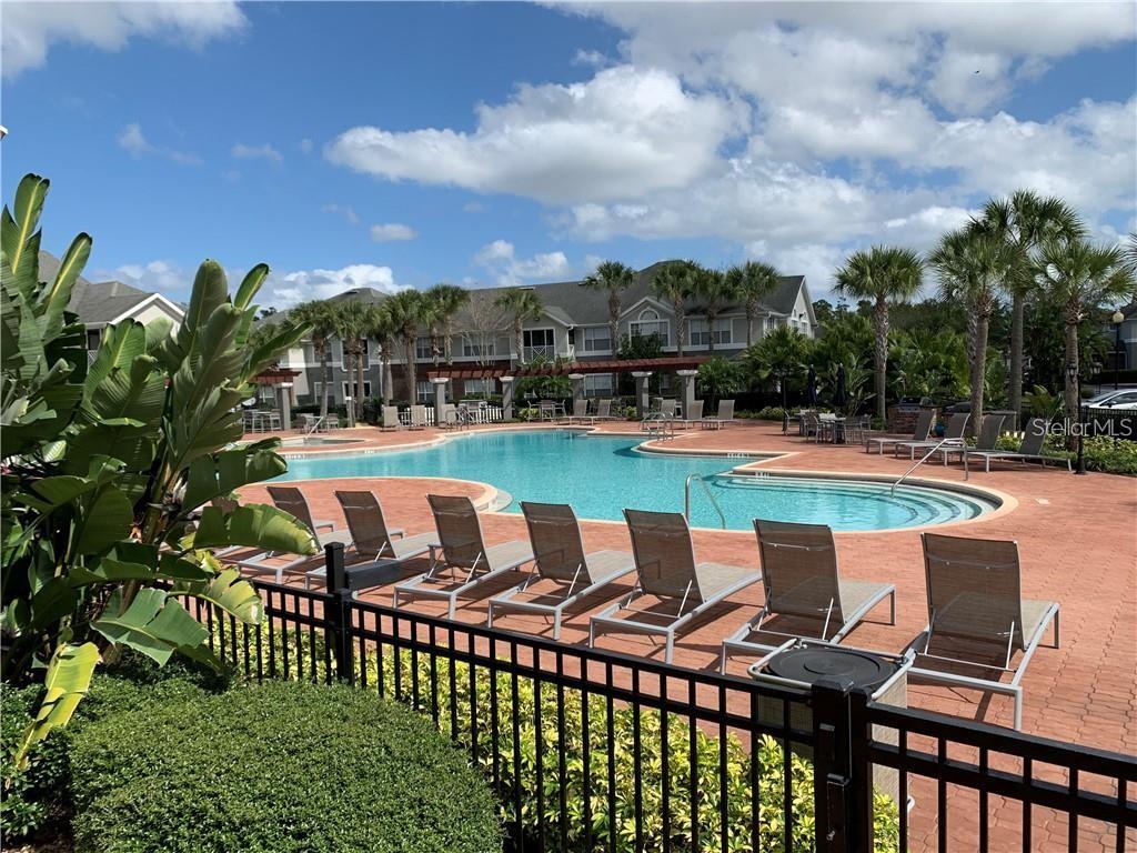 Image 4 of 9 For 11901 Sandy Knoll Court 822